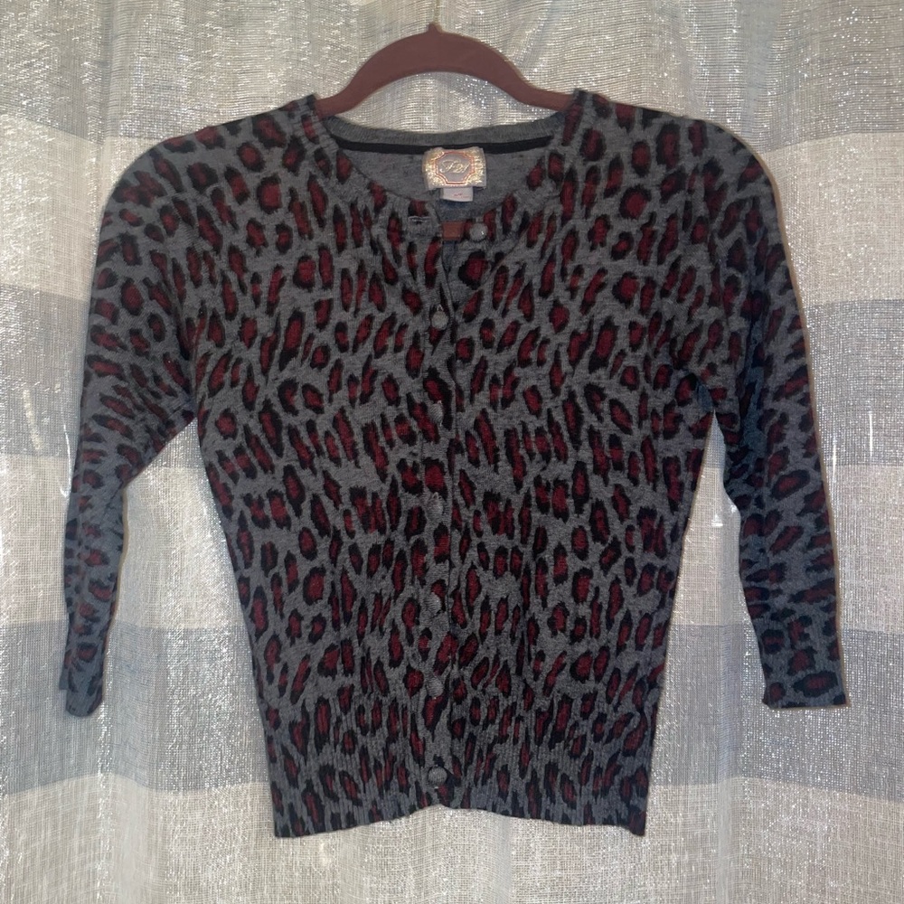 Forever 21 Leopard Print Cropped Cardigan Sweater